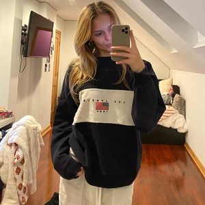 john galt LA colorblock crew neck